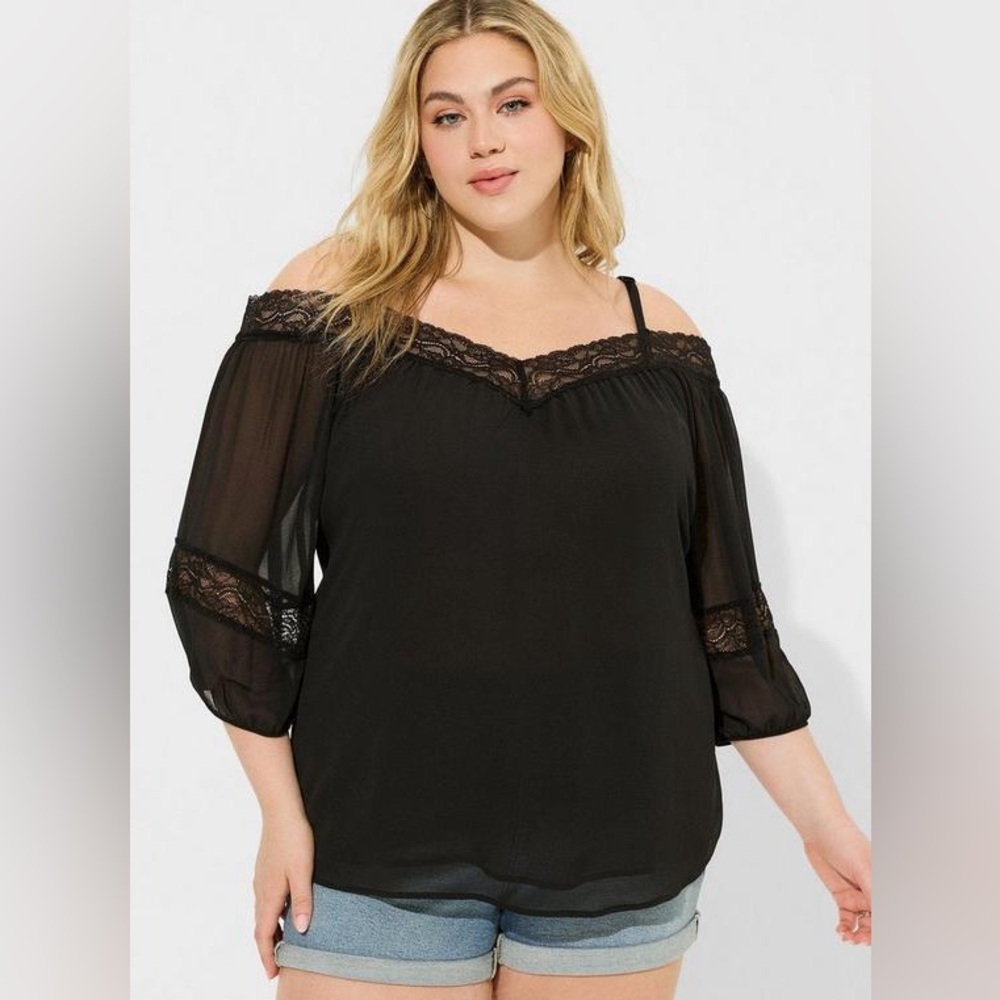 TORRID 3X (22-24) chiffon lace trim 3/4 sleeve cold shoulder blouse